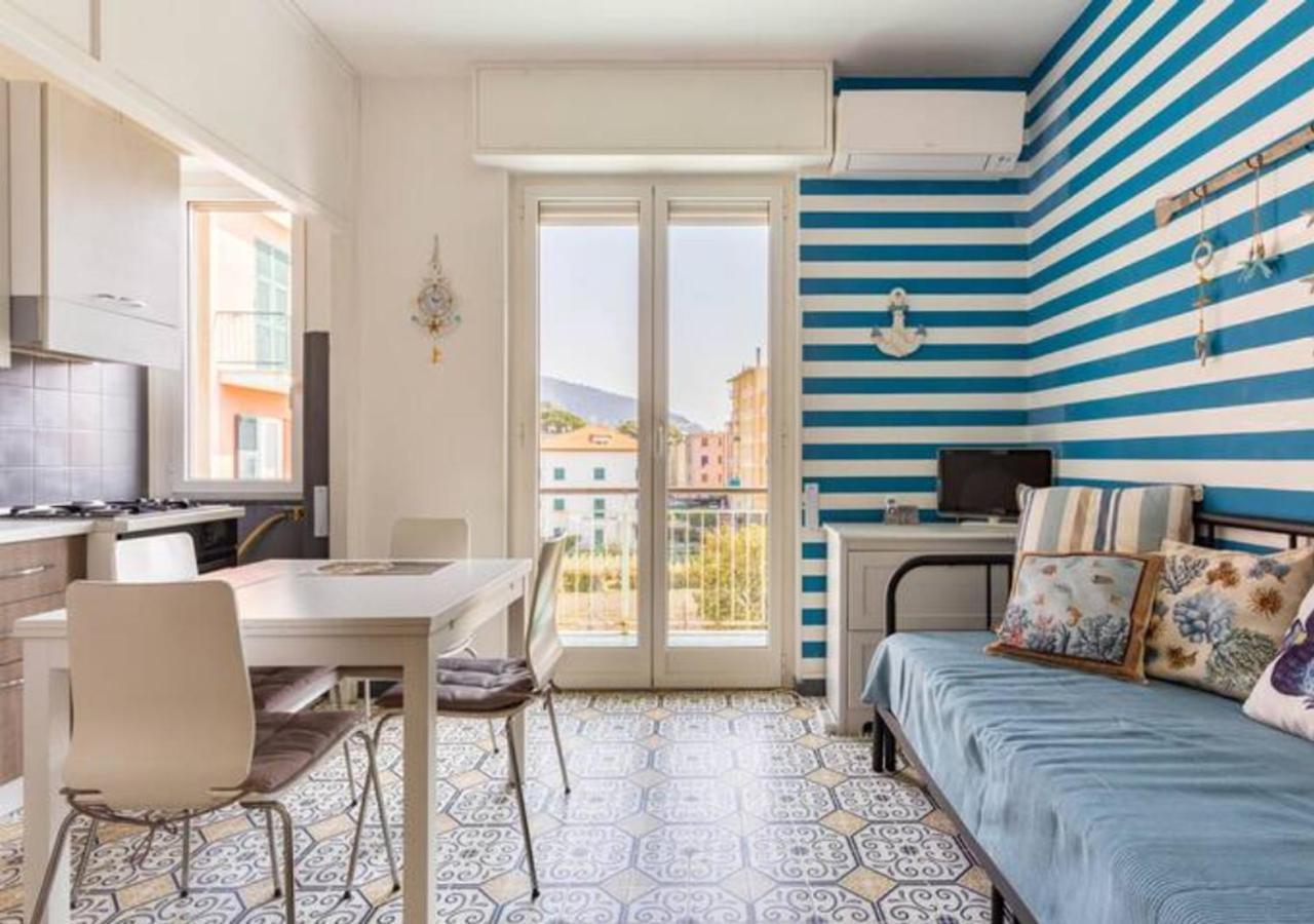 Aria Di Mare Apartment Lavagna Exterior photo